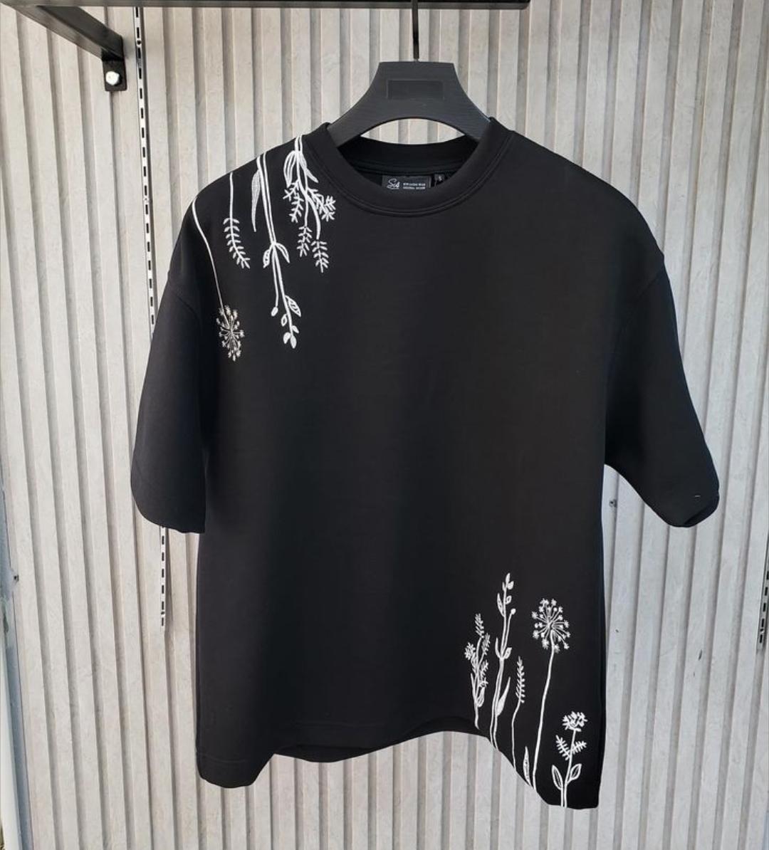 تيشترت راوند